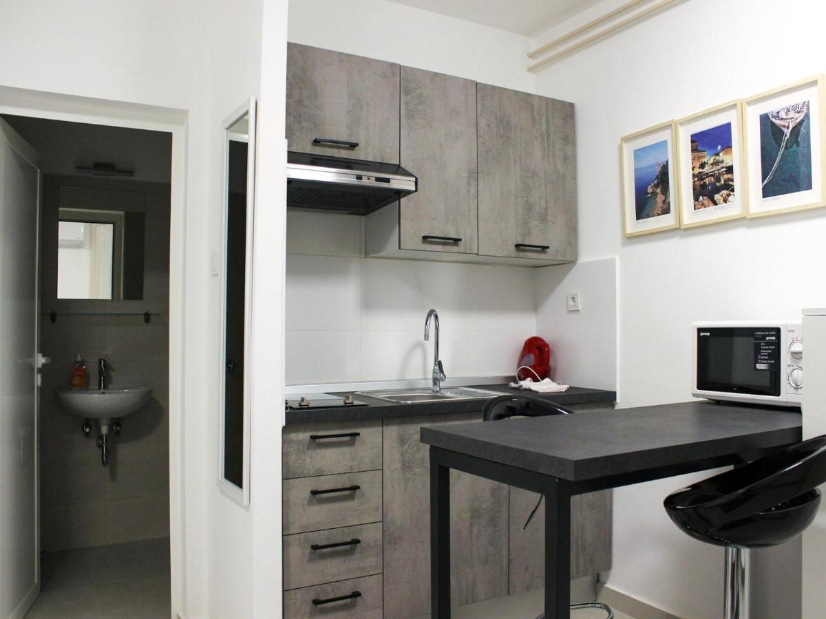 Rooms Studentsko Naselje Ivan Goran Kovacic Rijeka Exterior photo