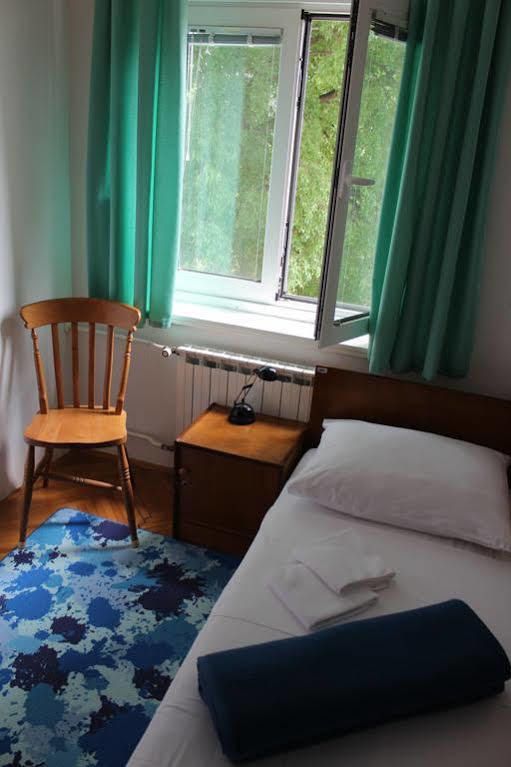 Rooms Studentsko Naselje Ivan Goran Kovacic Rijeka Exterior photo